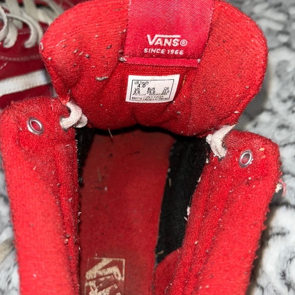 Red vans ** - Picture 8 of 8